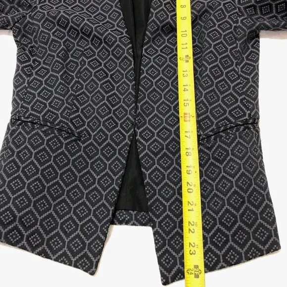 Banana Republic Women's Size 4 Open Front Textured Printed Blazer Drk Gray/Black - Picture 10 of 11